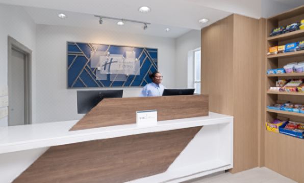 Holiday Inn Express & Suites LAKELAND NORTH - I-4 by IHG
