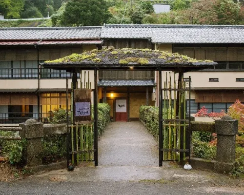 温泉ゲストハウス tojiya 水俣のホテル