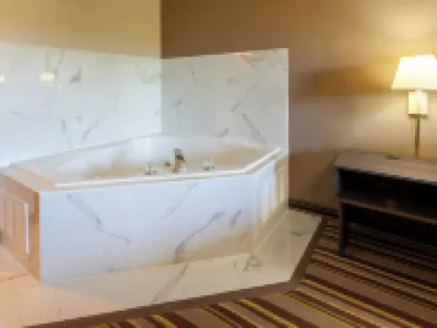 Super 8 by Wyndham la Grange KY Hotels in La Grange