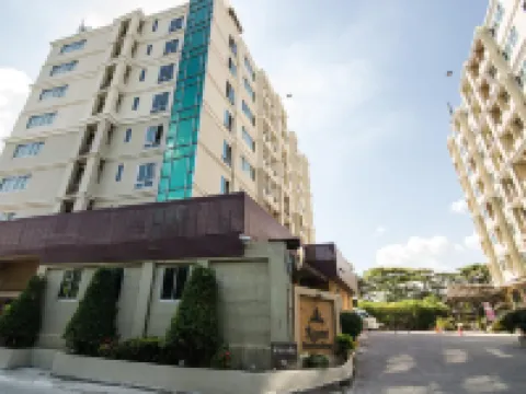 Regent Suvarnabhumi Hotel Hotels near PTT Green in the City