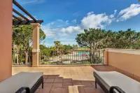 Cascade Wellness Resort - Romantic