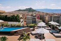 Skylark, Aluma Hotels & Resorts