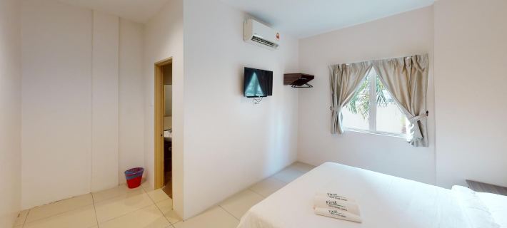 First Guest House Cheras Hotele w: Cheras