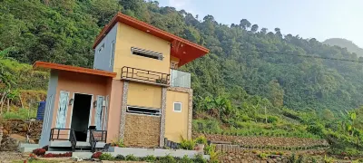 Villa Yesrin Hotel a Sukawangi