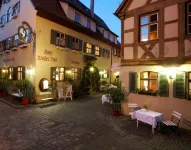 Hotel Weisses Ross Hotels near Cathedral of Saint George