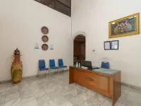 RedDoorz @ Jalan Sultan Agung Lampung Hotels in Kedaton