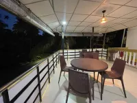 White Pearl Homestay