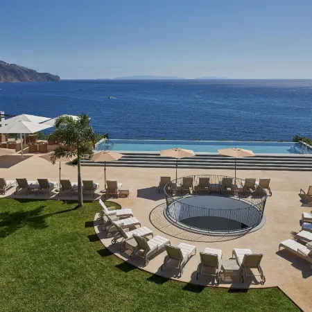 The Cliff Bay - PortoBay