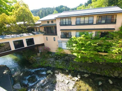 Nansuikaku Hotels in Iizuka