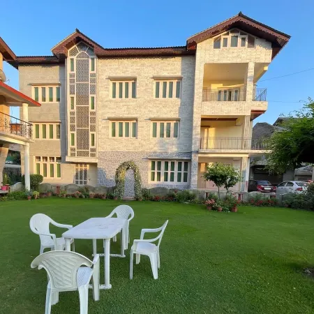 The Khayabaan - En-Suite