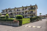 Interno 2 in Iseo with 1 Bedrooms and 1 Bathrooms Hotels near Municipio