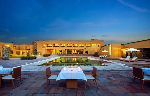 Dera Masuda Luxury Resort - bar