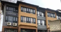 Ahdoos Hotel Hotels in Lal Chowk