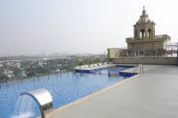 Ginger Kochi, Kalamassery - Pools
