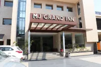Hotel MJ Grand Inn Отели рядом с достопримечательностью «Mindrolling Monastery»