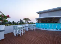 Artistry Suites - بار