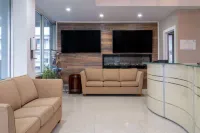 Super 8 by Wyndham Niagara Falls ON