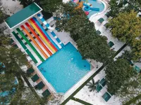 Villa Excellance Beach & Wave Pool Resort - Suites & Villas - Pools