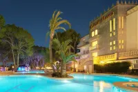 Hotel Castell Dels Hams - مسبح