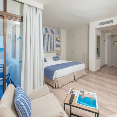 Corallium Beach by Lopesan Hotels - Adults Only