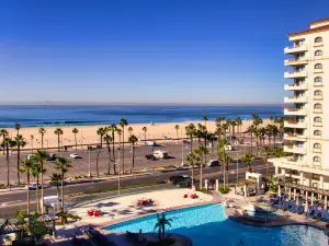 The Waterfront Beach Resort, A Hilton Hotel