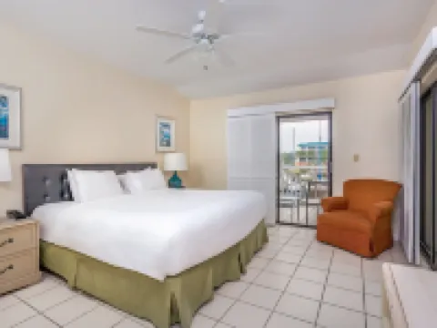 Marina Del Mar Resort and Marina Hotels in Key Largo