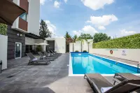 Holiday Inn Express & Suites Celaya Hotels in Celaya