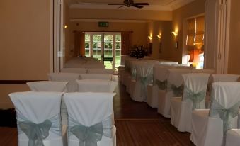 Haigs Hotel