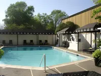 Mount View Hotel & Spa - Pools