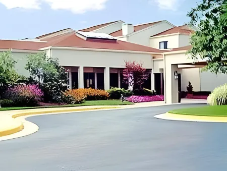 Courtyard Manassas Battlefield Park Отели рядом с достопримечательностью «Henry House Hill»