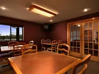 Super 8 by Wyndham Cuba Hotels in Cuba