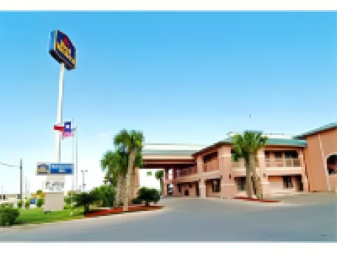 Super 8 by Wyndham Corpus Christi