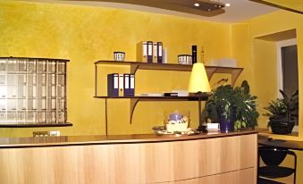 Amadeus Hotel