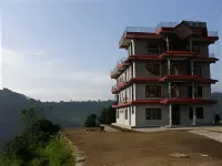 Dhampus Resort Hotels in Kushma
