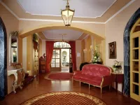 Romantik Hotel Bülow Residenz Hoteles cerca de Circo Sarrasani