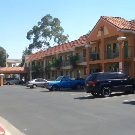 Welcome Inn Corona