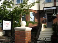 The Cherry Tree B&B - parking