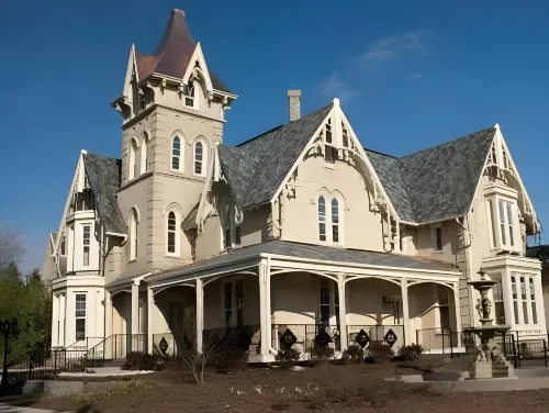 Elm hurst Inn & Spa Hotels in Ingersoll