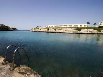 Seth Port Ciutadella Hotels in Cala Blanca
