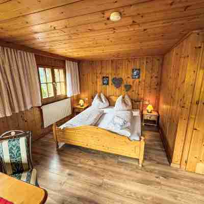Helmreich Rooms