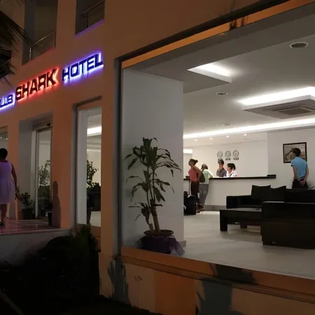Club Shark Hotel