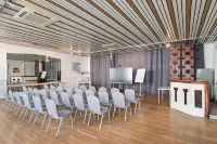 Brit Hotel Roanne - le Grand Hôtel Hotels in Le Coteau