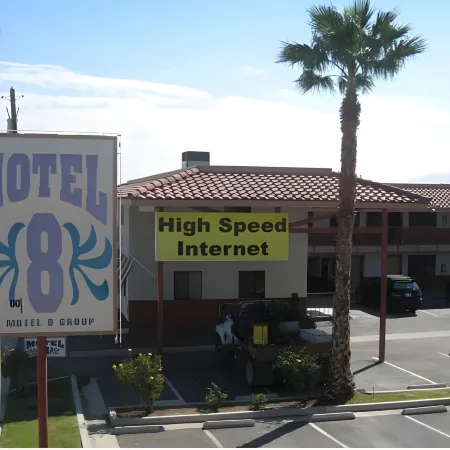 Motel 8 Maricopa