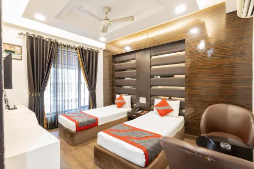 Hotel Gold Souk - Karol Bagh Các khách sạn ở Trung Delhi