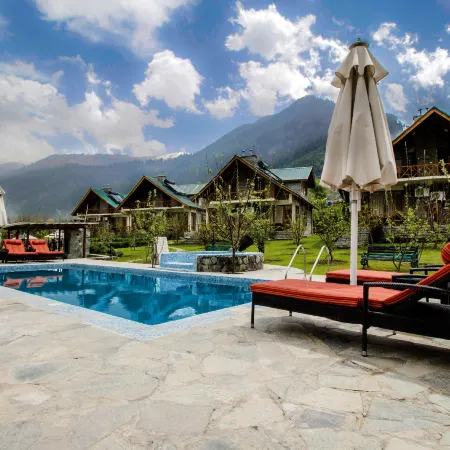 Larisa Resort Manali