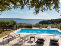 Ria with Heated Pool
