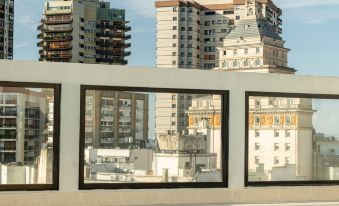 Argenta Tower Hotel & Suites