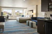 โรงแรมฮอลิเดย์อินน์เอ็กซ์เพรสแอนด์สวีทส์ โคโลราโดสปริงส์เซ็นทรัล บาย IHG โรงแรมใน