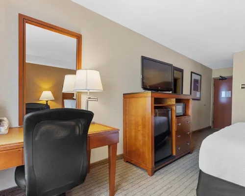 Sandman Hotel & Suites London Downtown Hotels near Carling Arenas