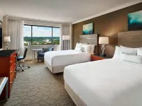 Delta Hotels Richmond Downtown Отели рядом с достопримечательностью «Кэритаун»